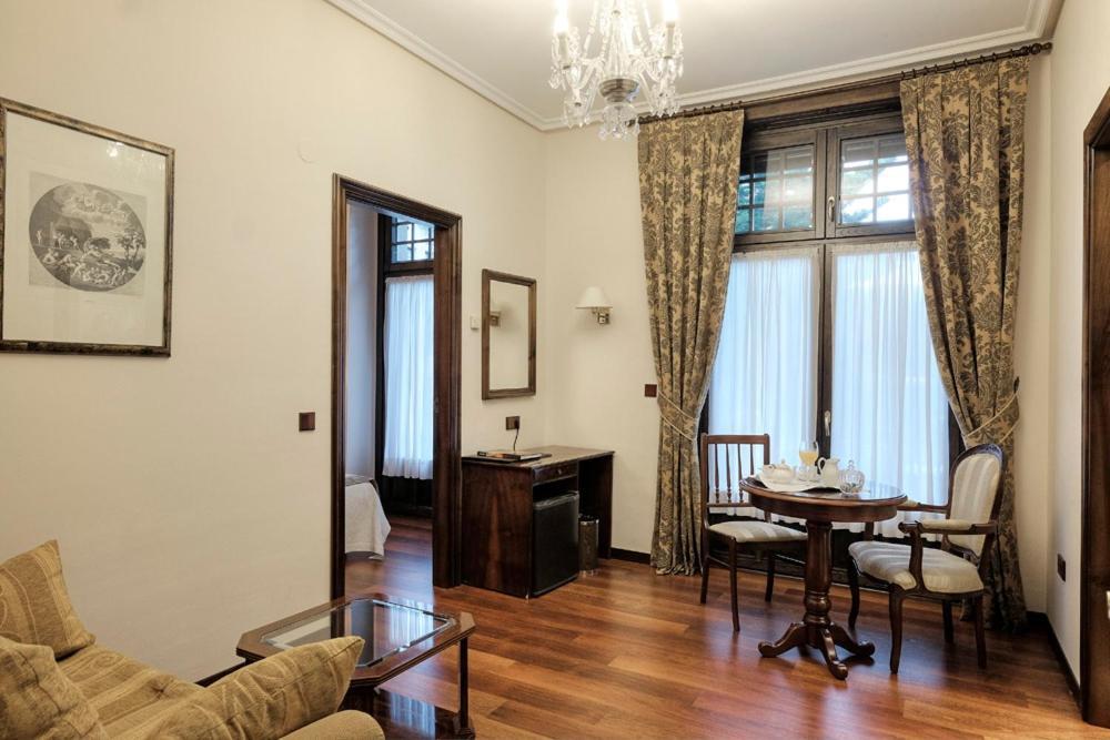 Palacio Arias Navia Dış mekan fotoğraf